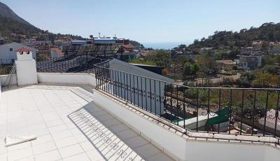 California Apart Hotel