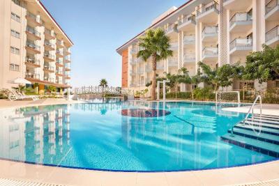 Ramada Hotel & Suites By Wyndham Kusadasi