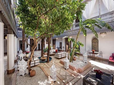 Riad Les Jardins D Henia