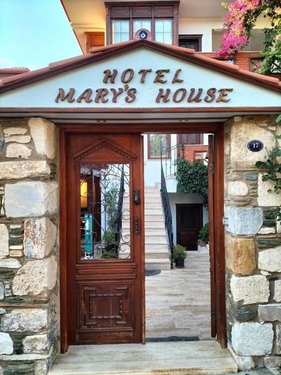 Hotel Mary S House