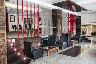 Lion City Hotel