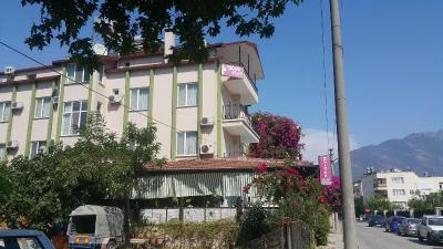 Cicek Hotel