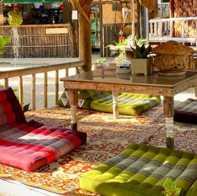 Leaf House Bungalow Hostel