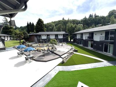 Sunrise Garden Suites