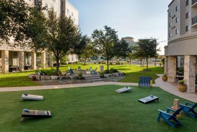 Courtyard By Marriott San Antonio Six Flags At The