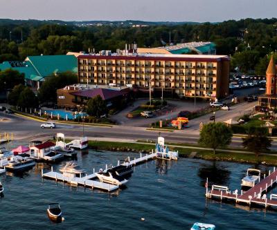 Harbor Shores On Lake Geneva