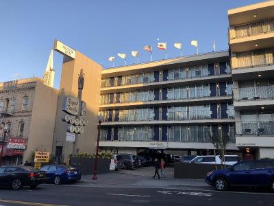 Royal Pacific Motor Inn