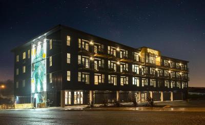 Saltline Hotel