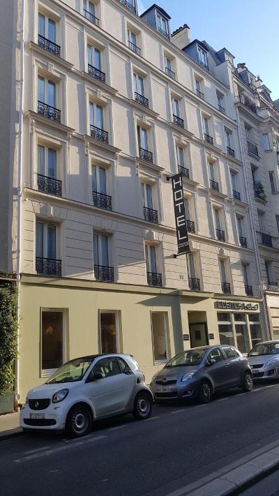 Hotel Cosmos