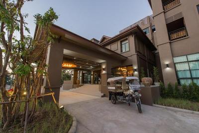Brown House Hotel