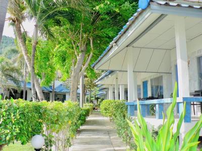 Sunset Beach Villas