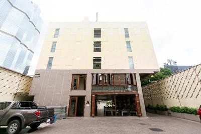 A Room Bangkok Sathorn by ZUZU