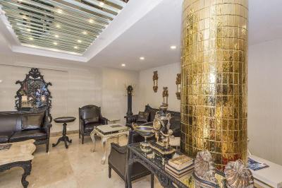 Eskar Hotel