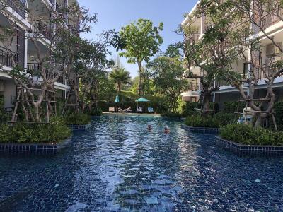 The Title Condo By Tropiclook