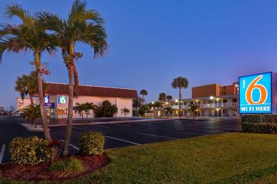 Motel 6 Cocoa Beach, FL