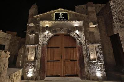 Taru Cave Suites
