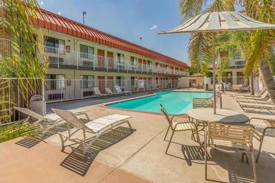 Studio 6 Fresno, CA - Extended Stay