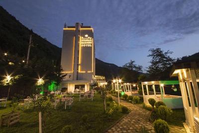 Jolnar Garden Hotel