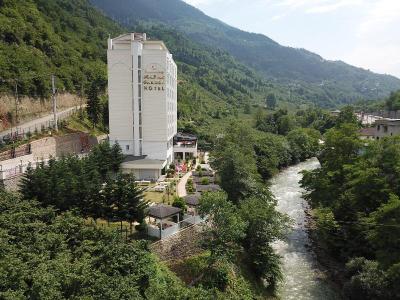 Jolnar Garden Hotel