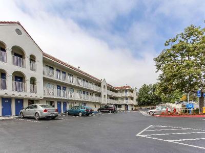 Motel 6 Watsonville, CA - Monterey Area