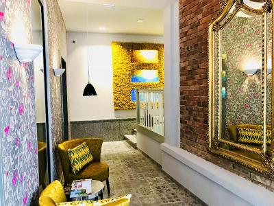 Moments Boutique Hotel