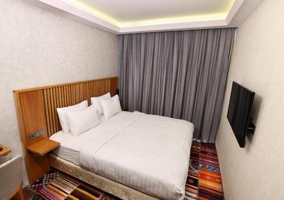 Discovery Hotel