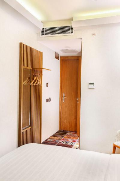 Discovery Hotel