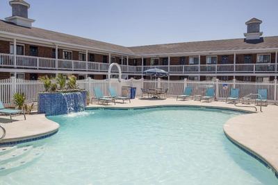 Sands By The Sea Motel