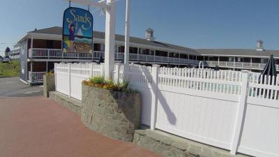 Sands By The Sea Motel