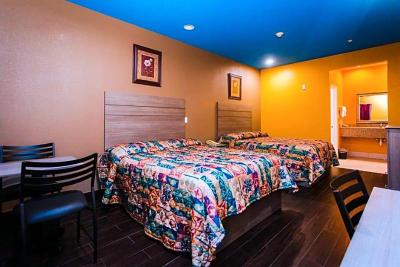 Moonlight Suites - Houston/George Bush Int`l Airpo