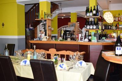 Gast Und Weinhaus Zwiebelturm