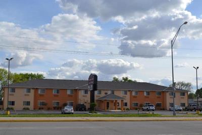 Countryside Inn & Suites Fremont