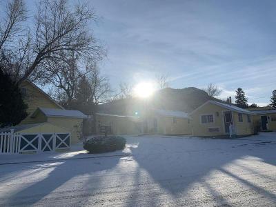 Lamplighter Cabins & Suites