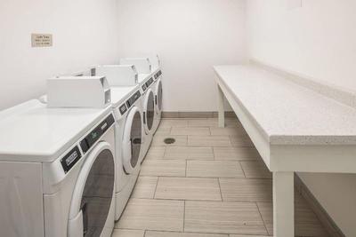 Springhill Suites By Marriott Dallas Central Expre