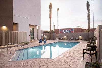 Courtyard By Marriott Mesa At Wrigleyville West