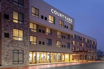 Courtyard By Marriott Cincinnati Mason