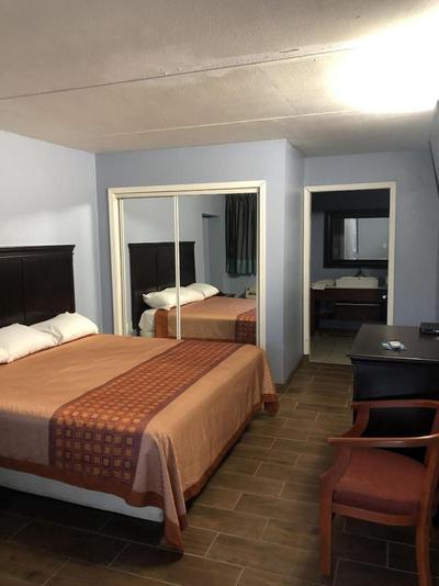 Cumberland Inn - Near Downtown