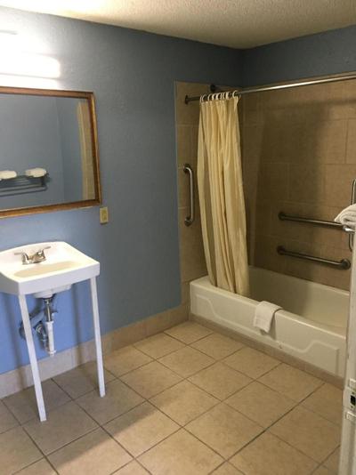 Cumberland Inn - Near Downtown