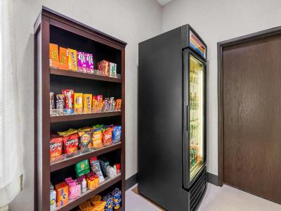 Brentwood Suites