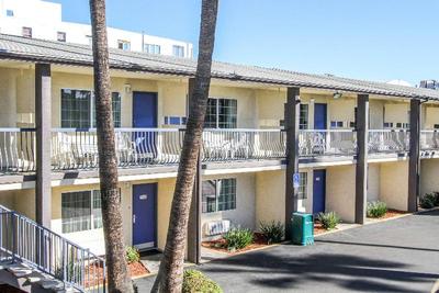 Motel 6 San Diego Airport - Harbor