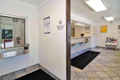 Motel 6 Roseville, MN - Minneapolis North