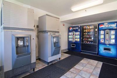Motel 6 Roseville, MN - Minneapolis North