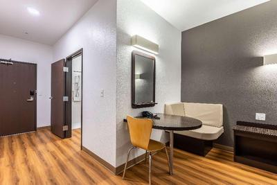 Motel 6 Las Vegas, NV - Motor Speedway