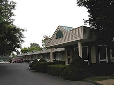T- Bird Motor Inn