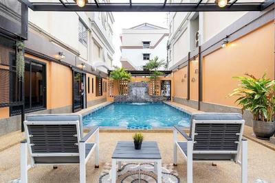 P-Park Hotel near Yanhee Hospital