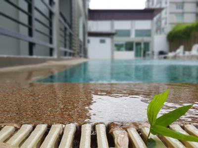 Retreat By The Tree Pattaya