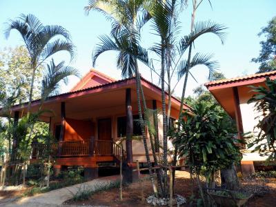 Khunnam Rimtarn Resort