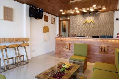Baan URT Suratthani Airport Hotel by ZUZU