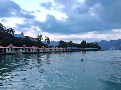 Khao Sok Evergreen House