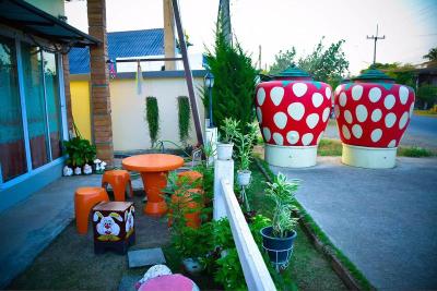 Sabaidee Place